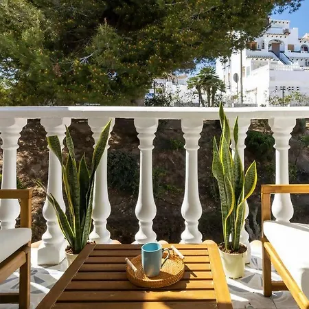 Terraza De Ensueño Con Barbacoa Y Relax
