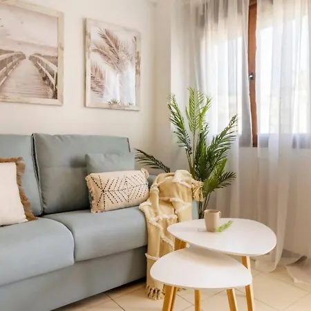 Апартаменти Pink Torreblanca