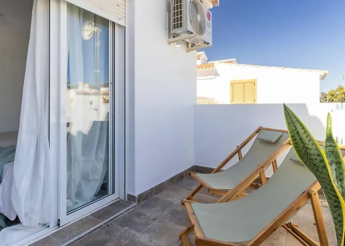 Pink Torreblanca Apartment *